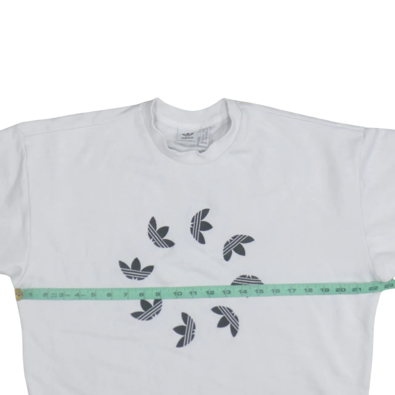 Adidas White Sweatshirt Women’s Small Printed Trefoil Circle Logo Crewneck Pullover Top sold by Vintage Club product image thumbnail 5