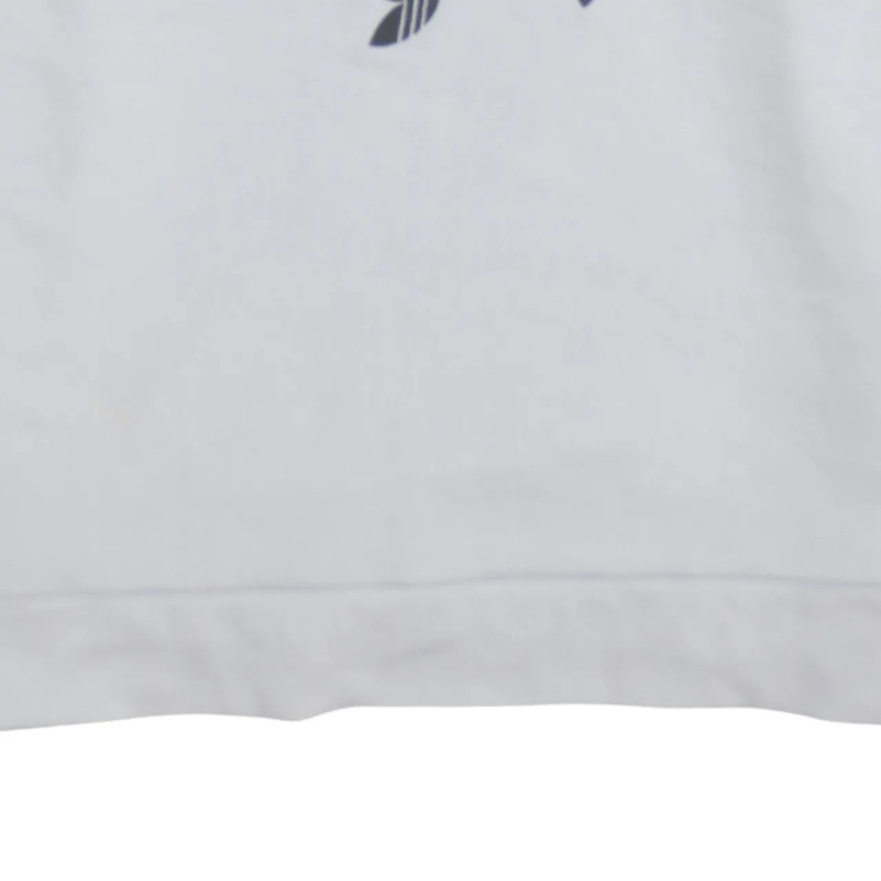 Adidas White Sweatshirt Women’s Small Printed Trefoil Circle Logo Crewneck Pullover Top sold by Vintage Club product image thumbnail 4