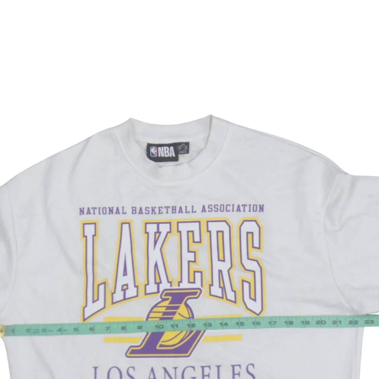 NBA White Lakers Sweatshirt Women’s XXSmall Printed Logo Crewneck Pullover Fleece Top sold by Vintage Club product image thumbnail 5