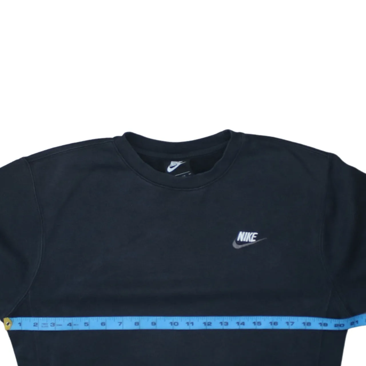 Nike Black Sweatshirt Men's XSmall Embroidered Chest Logo Crewneck Fleece Pullover Top sold by Vintage Club product image thumbnail 5