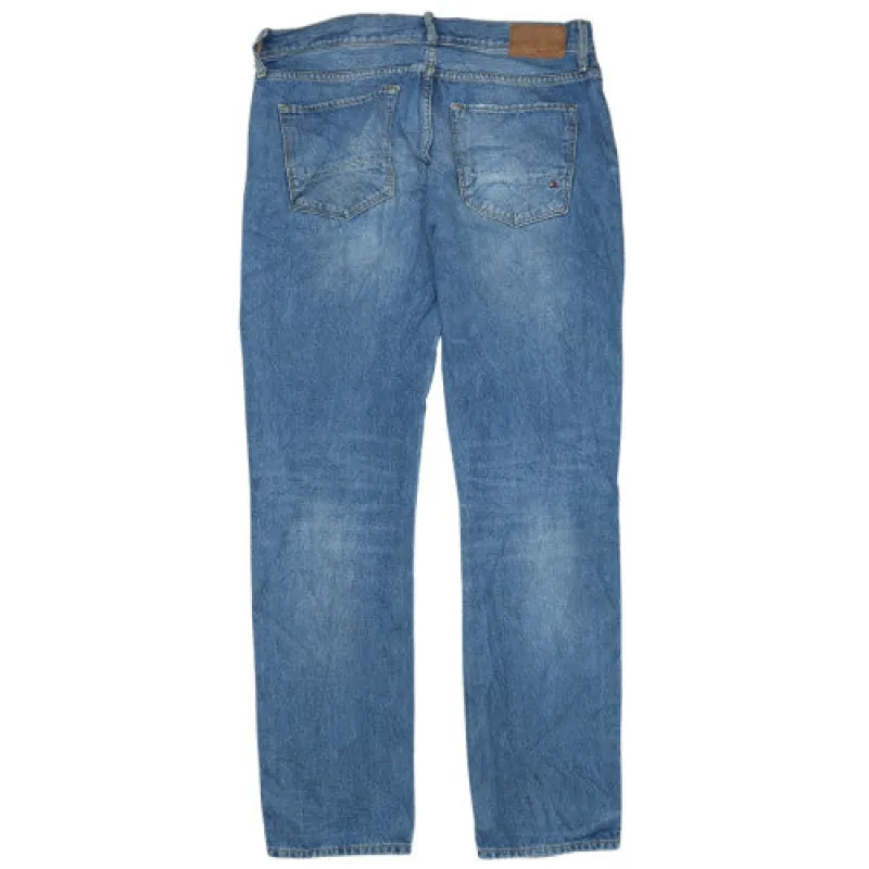 Tommy Hilfiger 90s Men's Straight Fit Light Blue Denim Jeans W32 L32 sold by Vintage Club