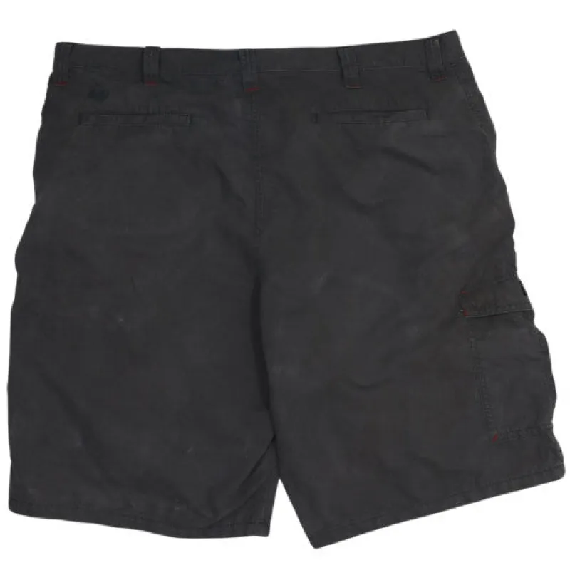 Wrangler Black Cargo Shorts Men's 40 Multi Pocket Belt Loops Casual Chino Workwear made by Wrangler