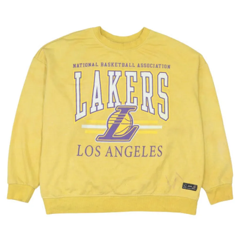 NBA Yellow Lakers Sweatshirt Women’s XLarge Printed Logo Ribbed Cuffs Crewneck Pullover sold by Vintage Club