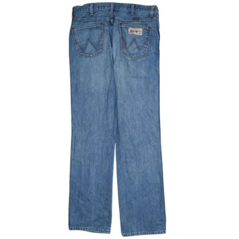 Wrangler Light Blue Jeans Men's W33 L34 Straight Leg Five Pocket Denim Pants sold by Vintage Club