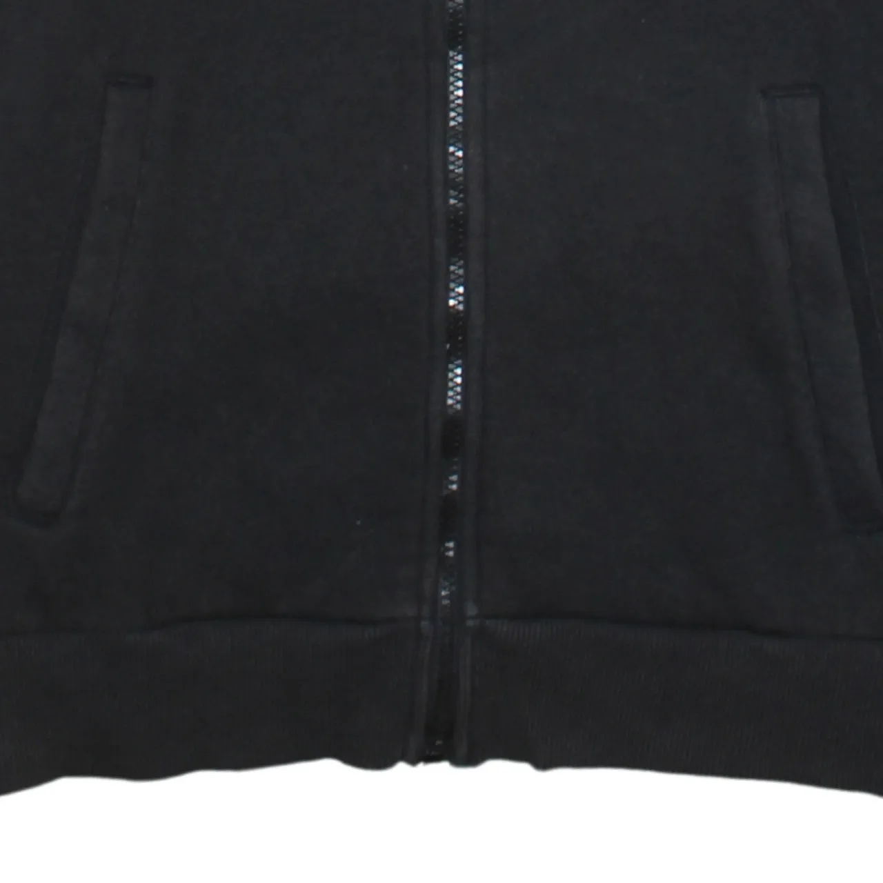 Umbro Black Zip Hoodie Women’s XLarge Embroidered Logo Split Pockets Casual Sweatshirt sold by Vintage Club product image thumbnail 4