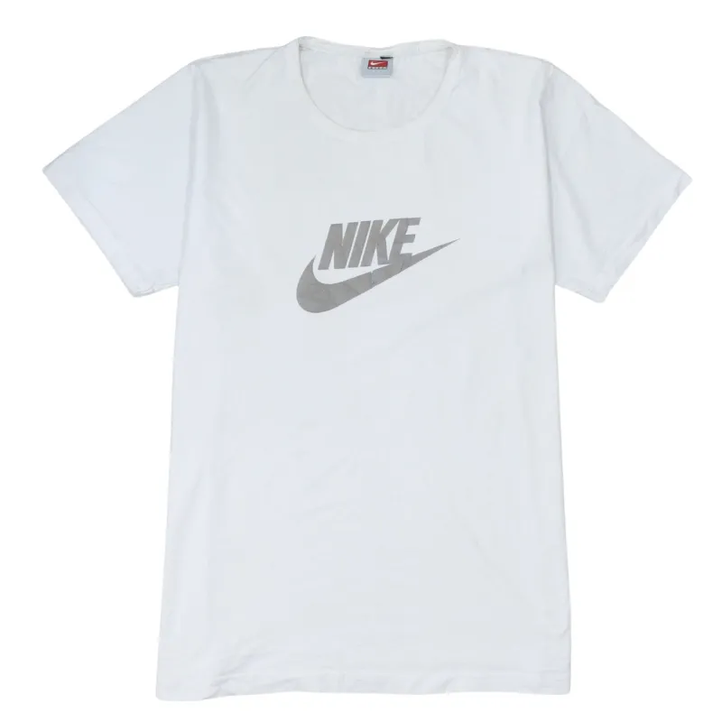 Nike White T-Shirt Women’s 3XL Printed Swoosh Logo Short Sleeve Casual Tee Top made by Vintage Club