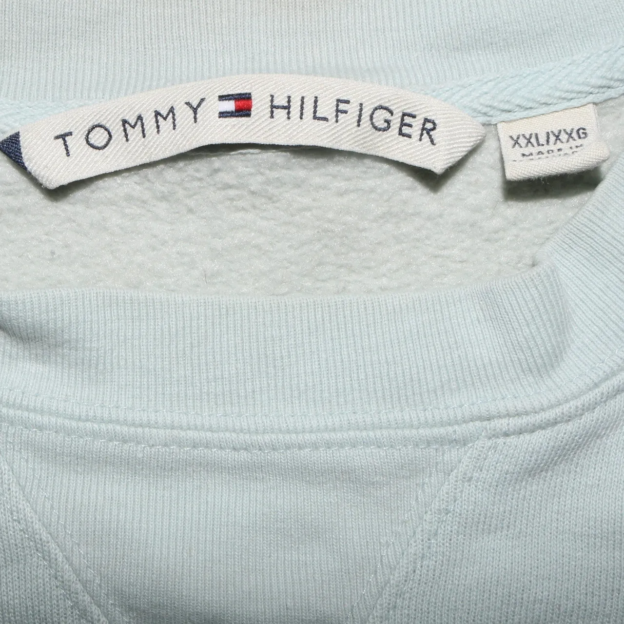 Tommy Hilfiger Vintage 90s Women's XXL Blue Crew Neck Sweatshirt sold by Vintage Club product image thumbnail 4