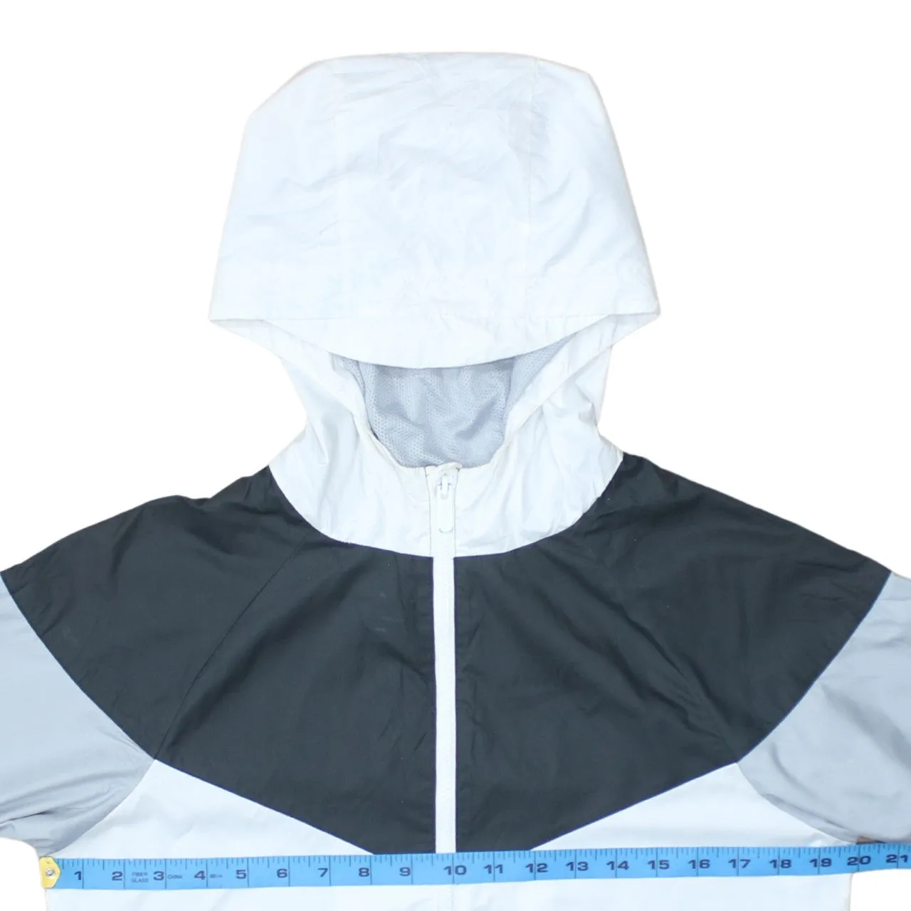 Nike White Grey Hooded Windbreaker Women’s Large Full Zip Colour Block Jacket sold by Vintage Club product image thumbnail 5