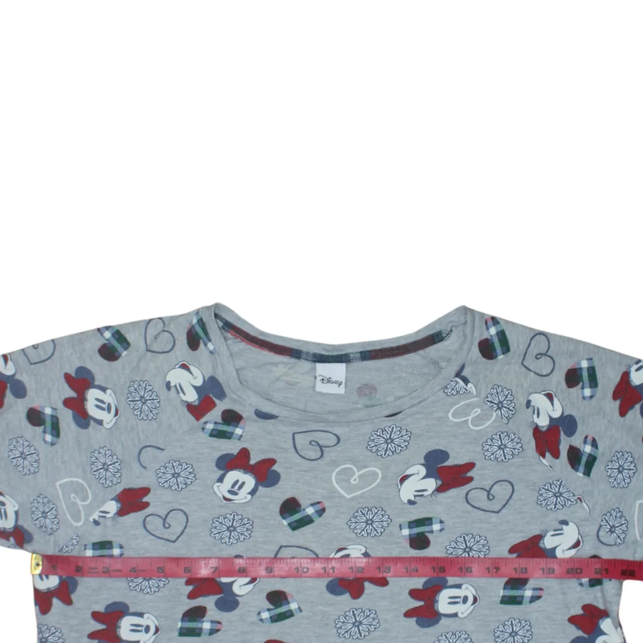 Disney Grey Sweatshirt Men’s Medium All Over Minnie Mouse Hearts Snowflakes Pullover Top sold by Vintage Club product image thumbnail 5
