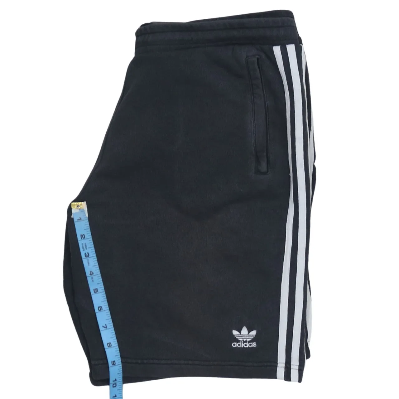 Adidas 90's 3 Stripes Baggy Chino Shorts Large Black sold by Vintage Club product image thumbnail 5