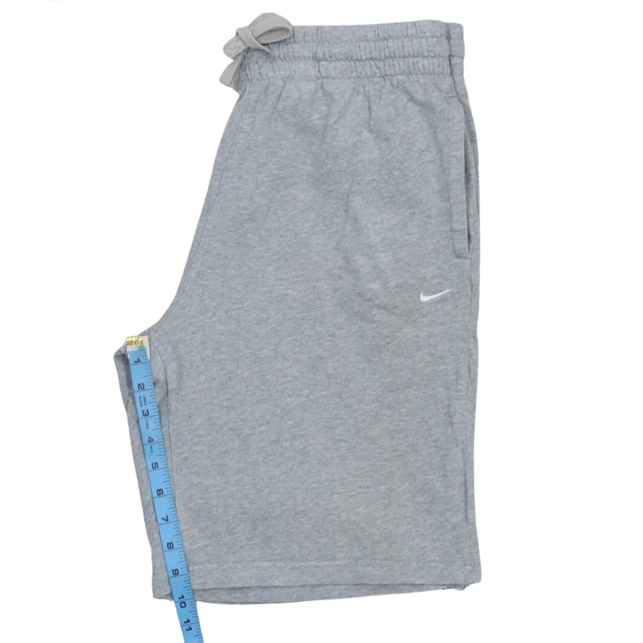 Nike 90's Swoosh Baggy Chino Shorts Large Grey sold by Vintage Club product image thumbnail 5