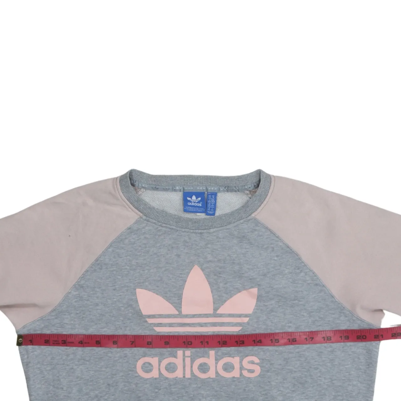 Adidas 90's Spellout Crew Neck Sweatshirt Medium Grey sold by Vintage Club product image thumbnail 5