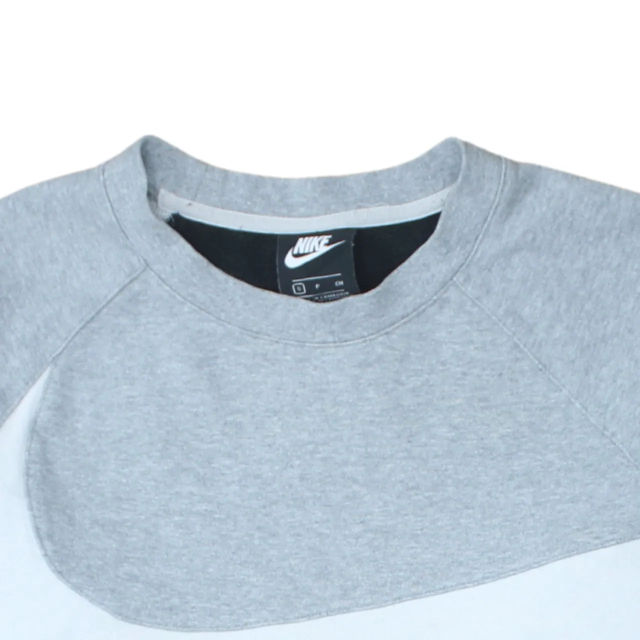 Nike 90's Plain Crew Neck Sweatshirt Small Black sold by Vintage Club product image thumbnail 3