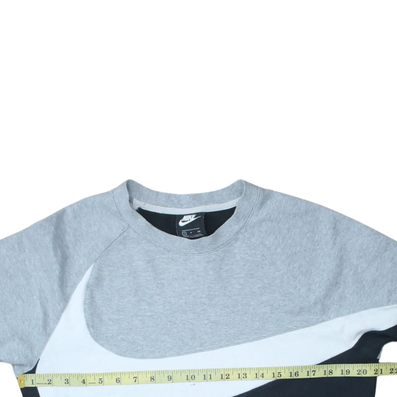 Nike 90's Plain Crew Neck Sweatshirt Small Black sold by Vintage Club product image thumbnail 5