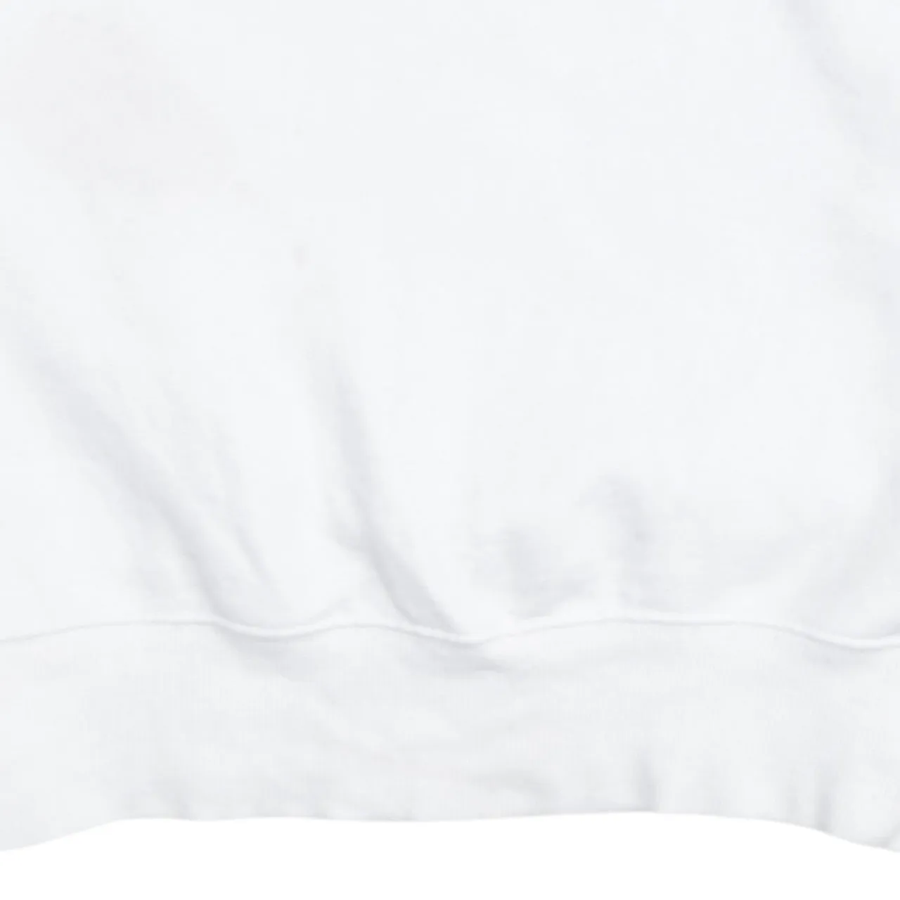 Ellesse White Sweatshirt Women's Medium Printed Front Logo Crewneck Pullover Top sold by Vintage Club product image thumbnail 4