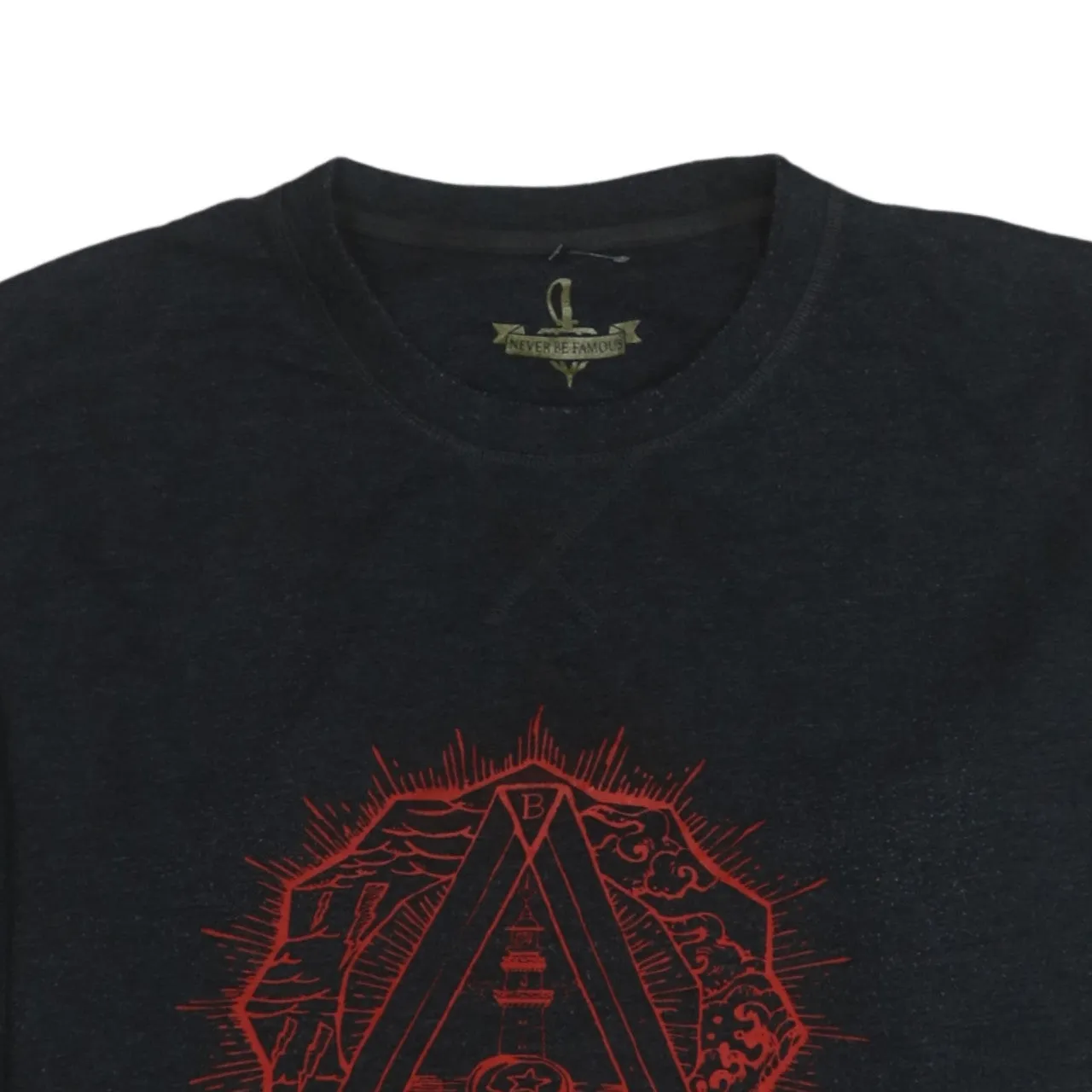 Retro Black Sweatshirt Women’s XXLarge Red Graphic Print Crewneck Pullover Top sold by Vintage Club product image thumbnail 3