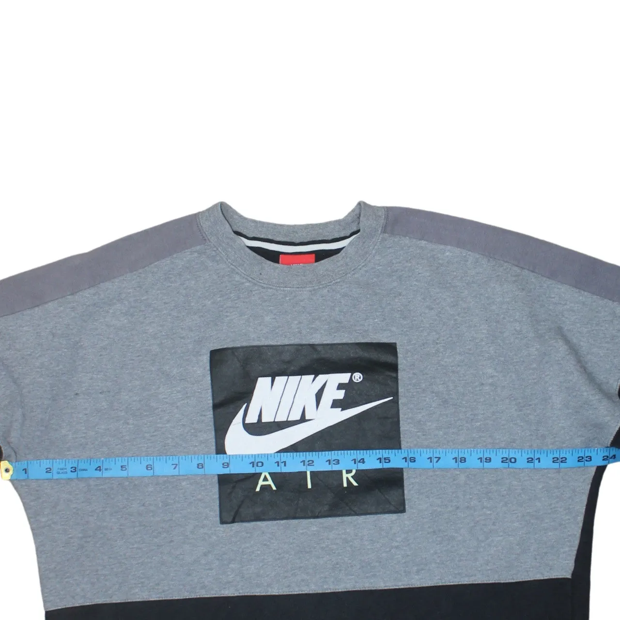 Nike 90's Center Middle Swoosh Crew Neck Sweatshirt Medium Black sold by Vintage Club product image thumbnail 5