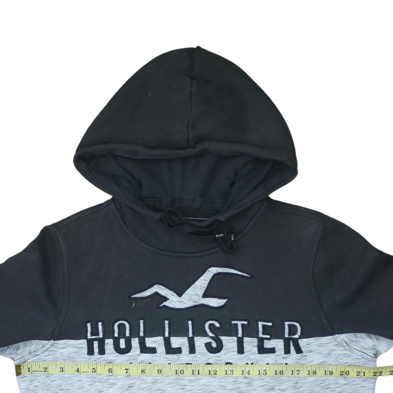 Hollister 90's Spellout Pullover Hoodie Medium Black sold by Vintage Club product image thumbnail 5