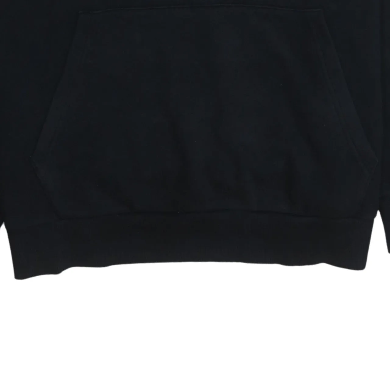 Under Armour 90's Drawstring Pockets Pullover Hoodie Medium Black sold by Vintage Club product image thumbnail 4