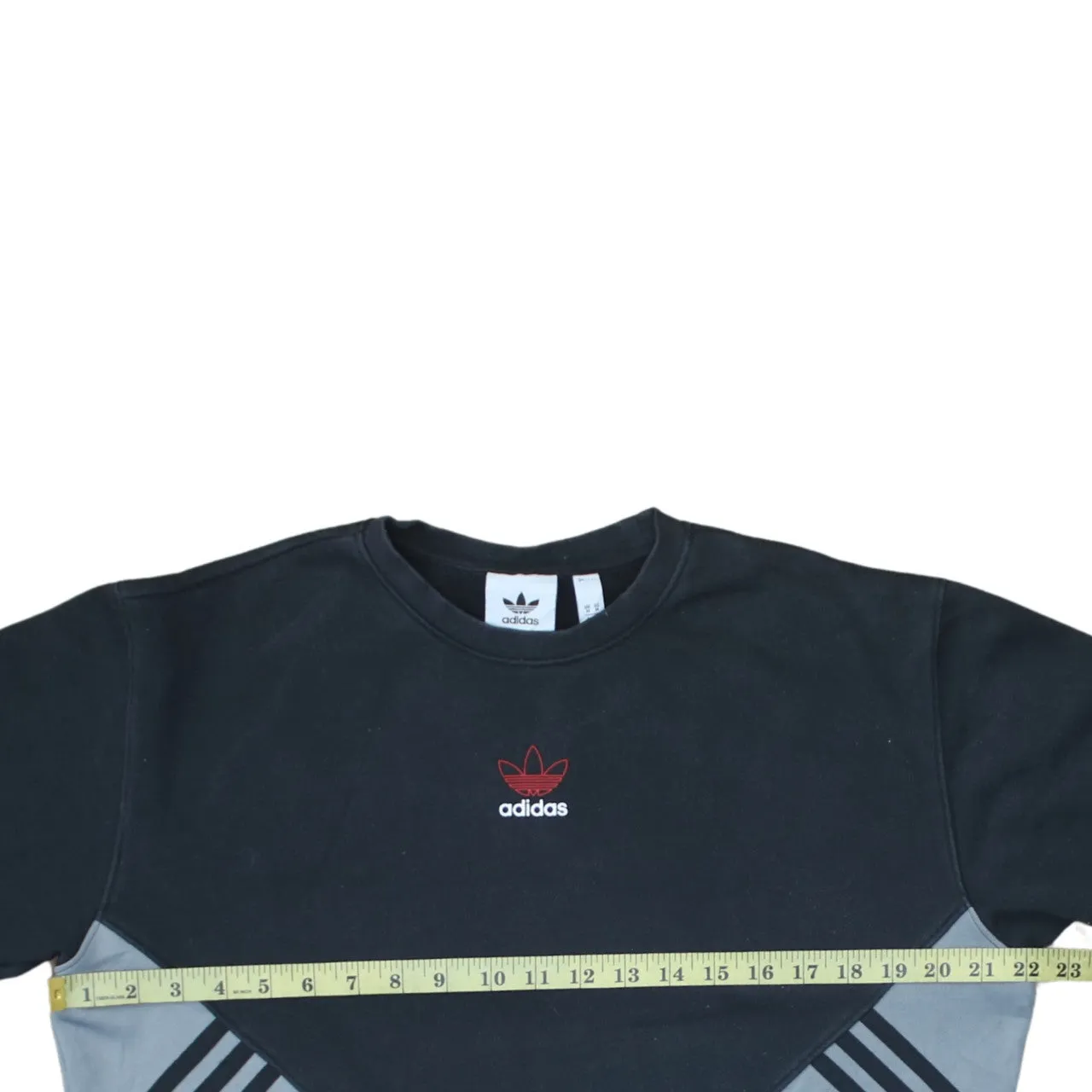 Adidas 90's Lightweight Crew Neck Sweatshirt Medium Black sold by Vintage Club product image thumbnail 5