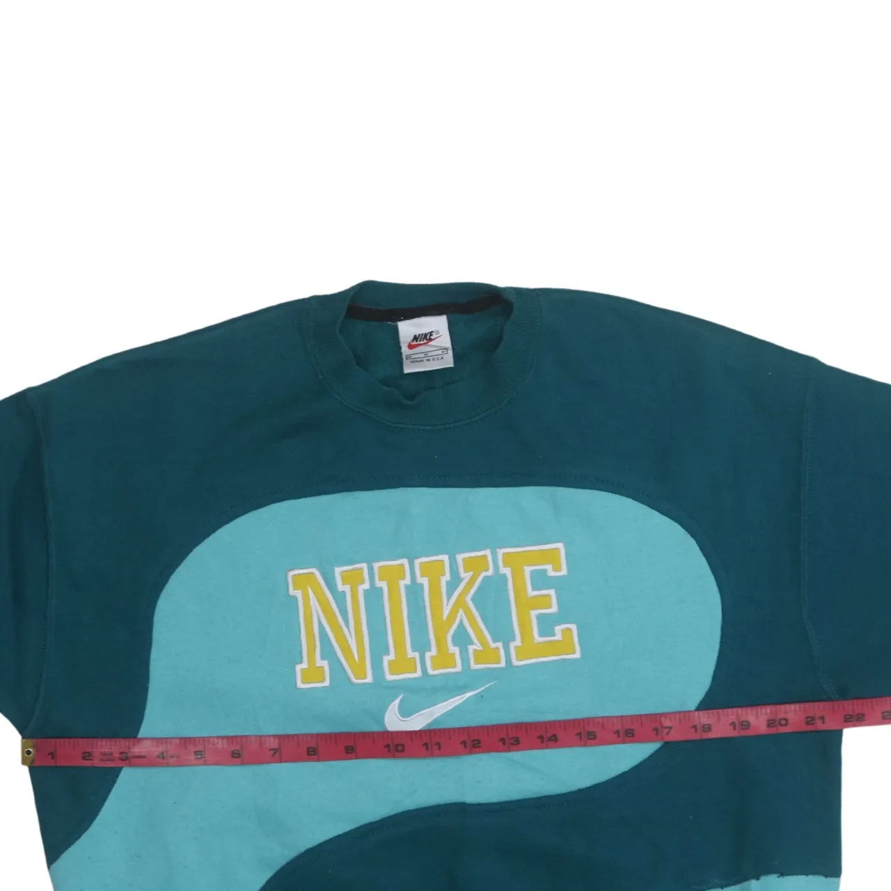 Nike 90's Center Middle Swoosh Crew Neck Sweatshirt Medium Green sold by Vintage Club product image thumbnail 5