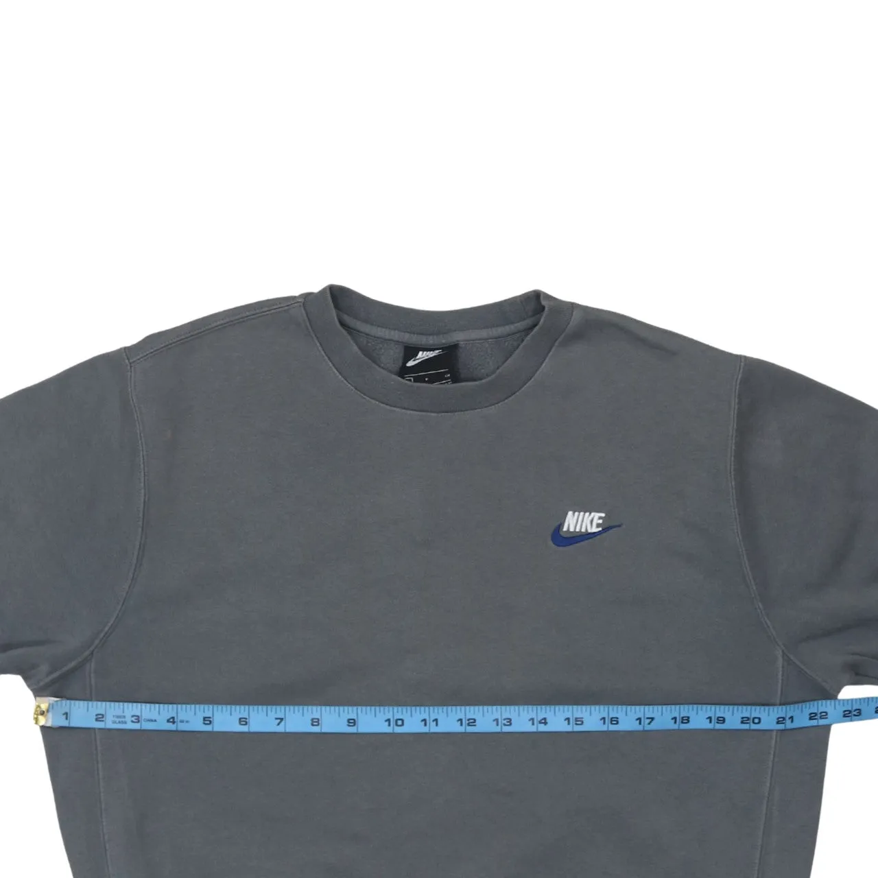 Nike 90's Swoosh Crew Neck Sweatshirt Small Grey sold by Vintage Club product image thumbnail 5