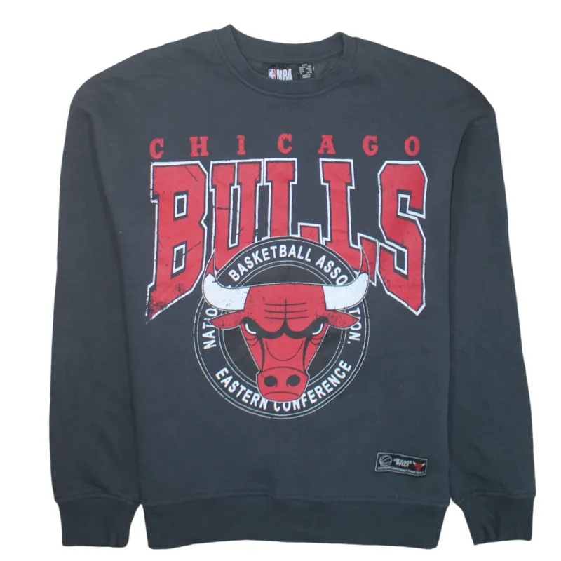NBA Black Chicago Bulls Sweatshirt Women’s XXSmall Printed Graphic Crewneck Pullover Top sold by Vintage Club