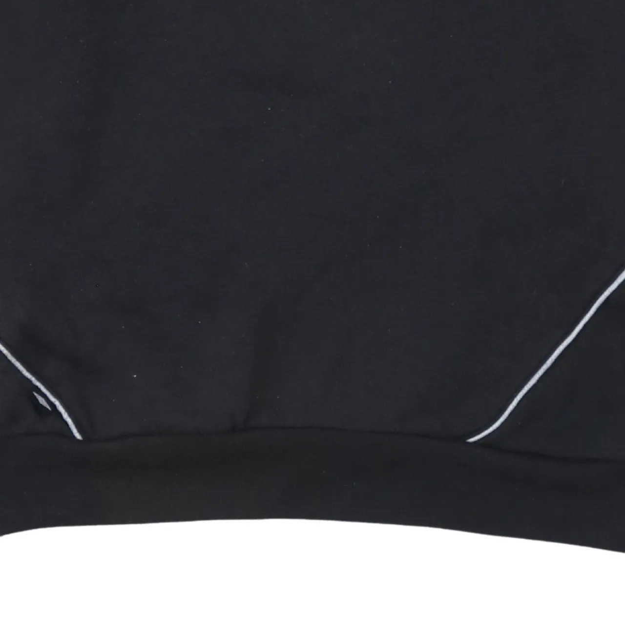 Umbro 90's Spellout Crew Neck Sweatshirt XXLarge (2XL) Black sold by Vintage Club product image thumbnail 4