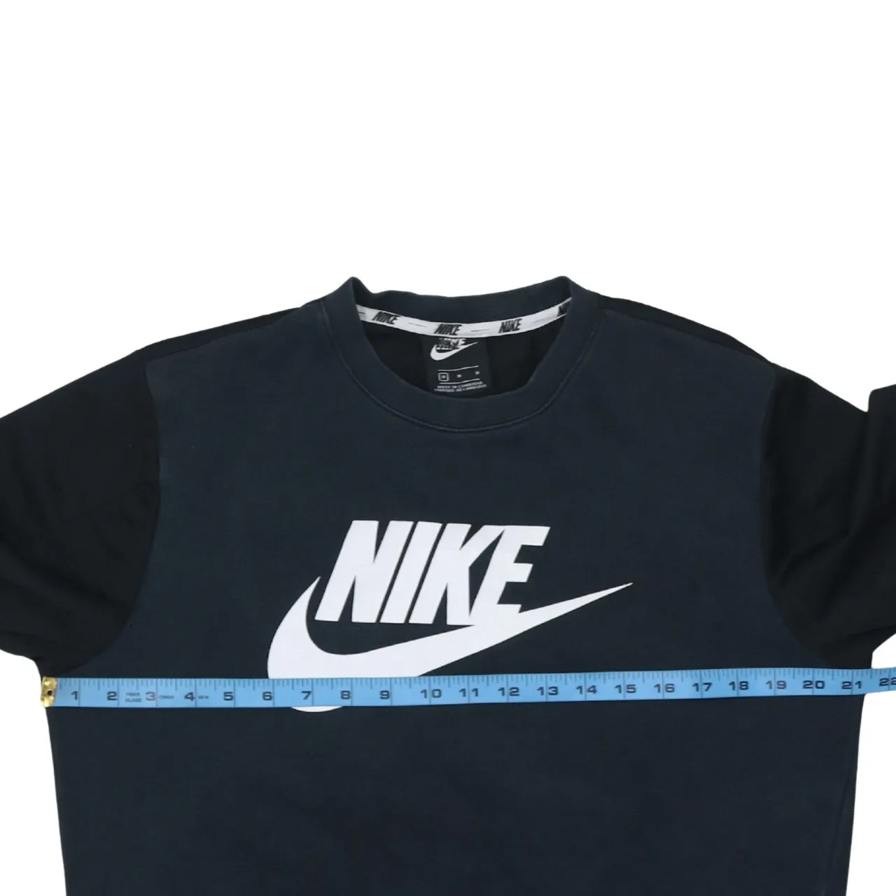 Nike 90's Center Middle Swoosh Crew Neck Sweatshirt Medium Black sold by Vintage Club product image thumbnail 5