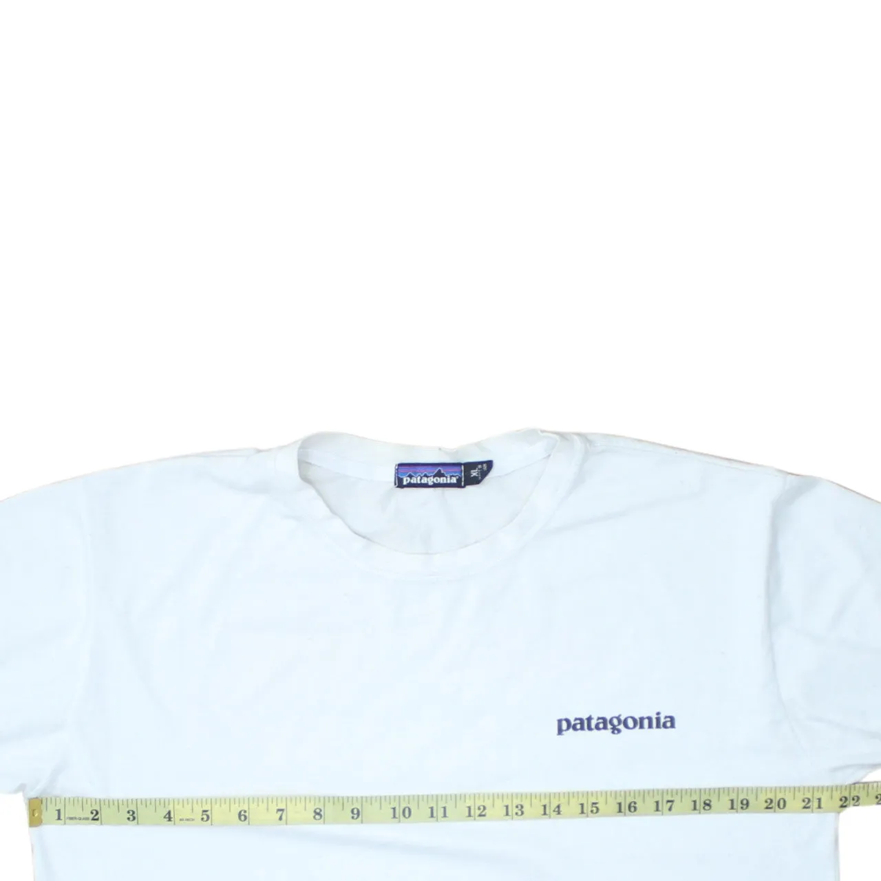Patagonia 90's Short Sleeves Crew Neck T Shirt XLarge White sold by Vintage Club product image thumbnail 5