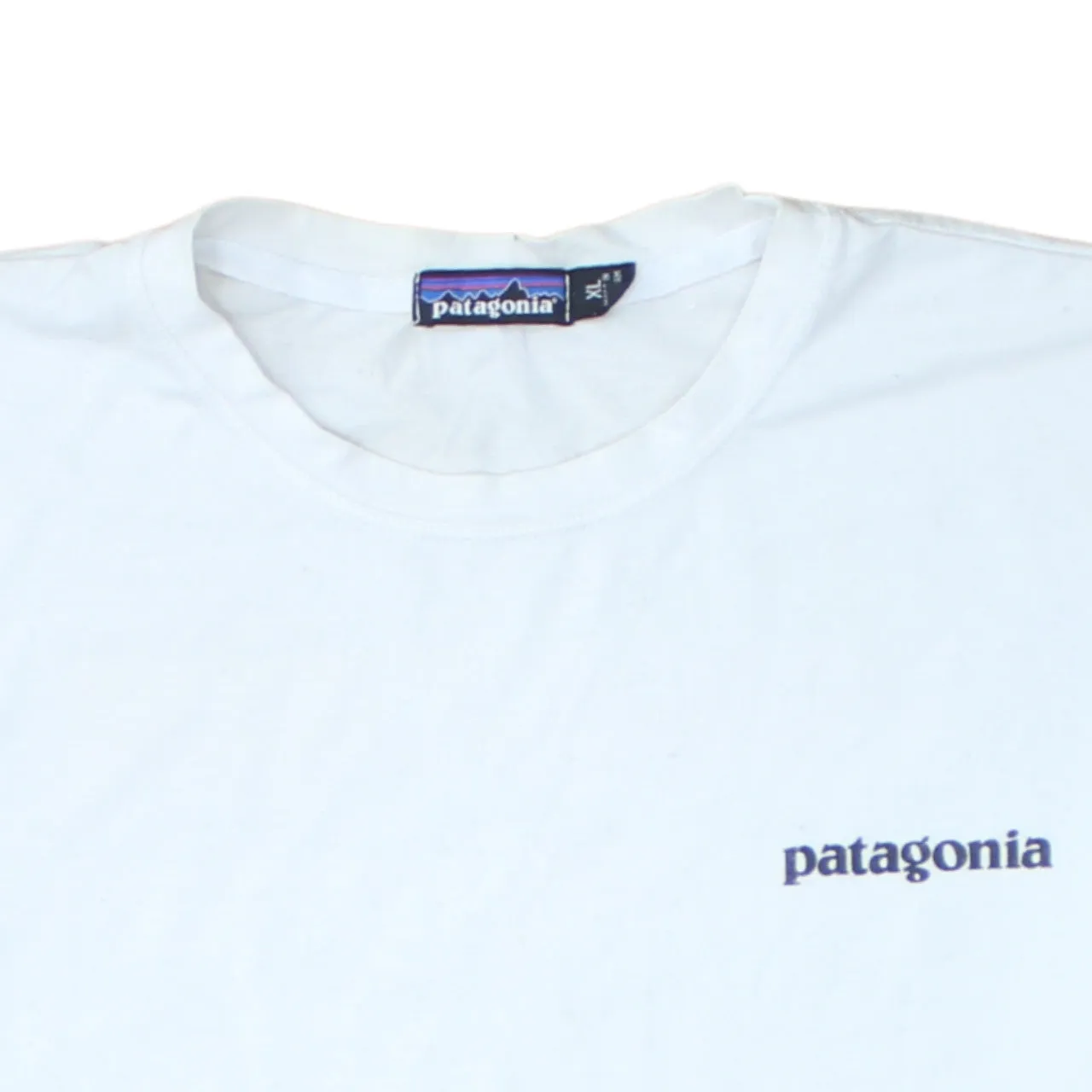 Patagonia 90's Short Sleeves Crew Neck T Shirt XLarge White sold by Vintage Club product image thumbnail 3