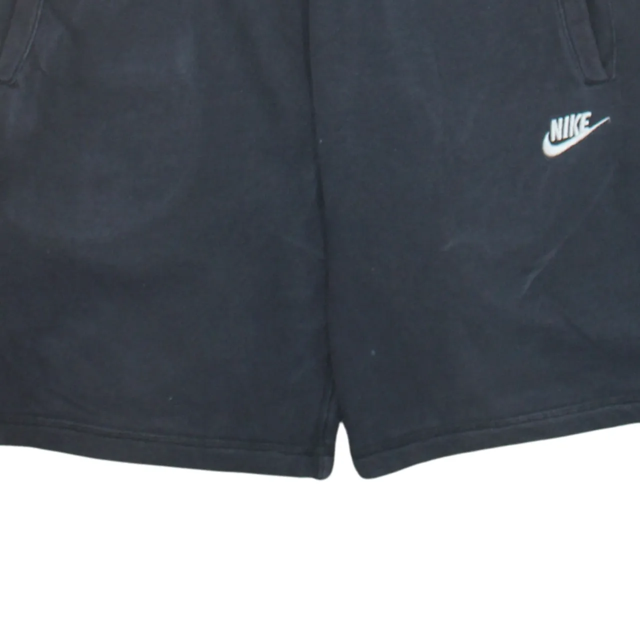 Nike 90's Swoosh Baggy Chino Shorts Medium Black sold by Vintage Club product image thumbnail 4