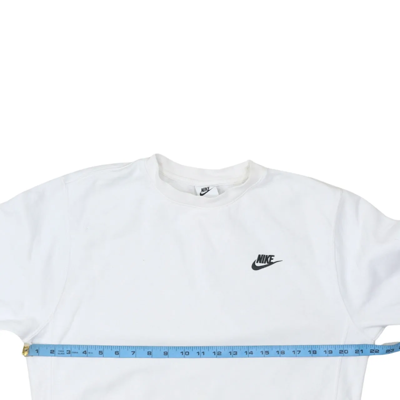 Nike 90's Swoosh Crew Neck Sweatshirt Small White sold by Vintage Club product image thumbnail 5