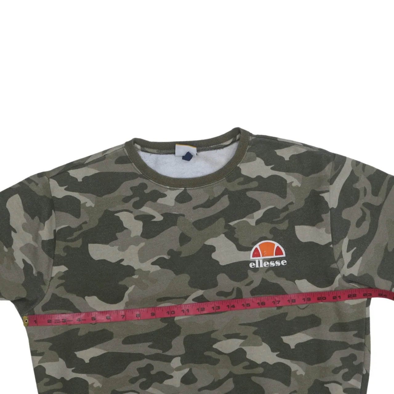 Ellesse Green Camo Sweatshirt Women’s XLarge Printed Chest Logo Fleece Lined Pullover Top sold by Vintage Club product image thumbnail 5