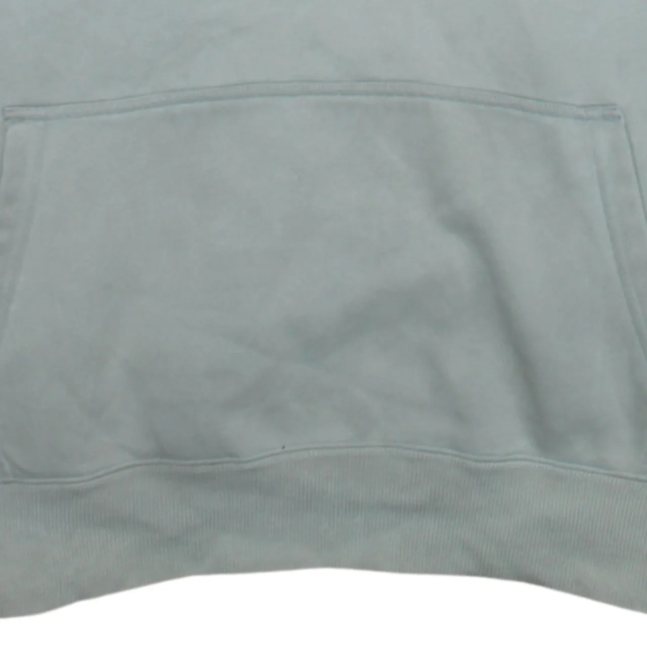 Quiksilver Light Grey Hoodie Women’s XXLarge Chest Logo Patch Front Pouch Fleece Sweatshirt sold by Vintage Club product image thumbnail 4