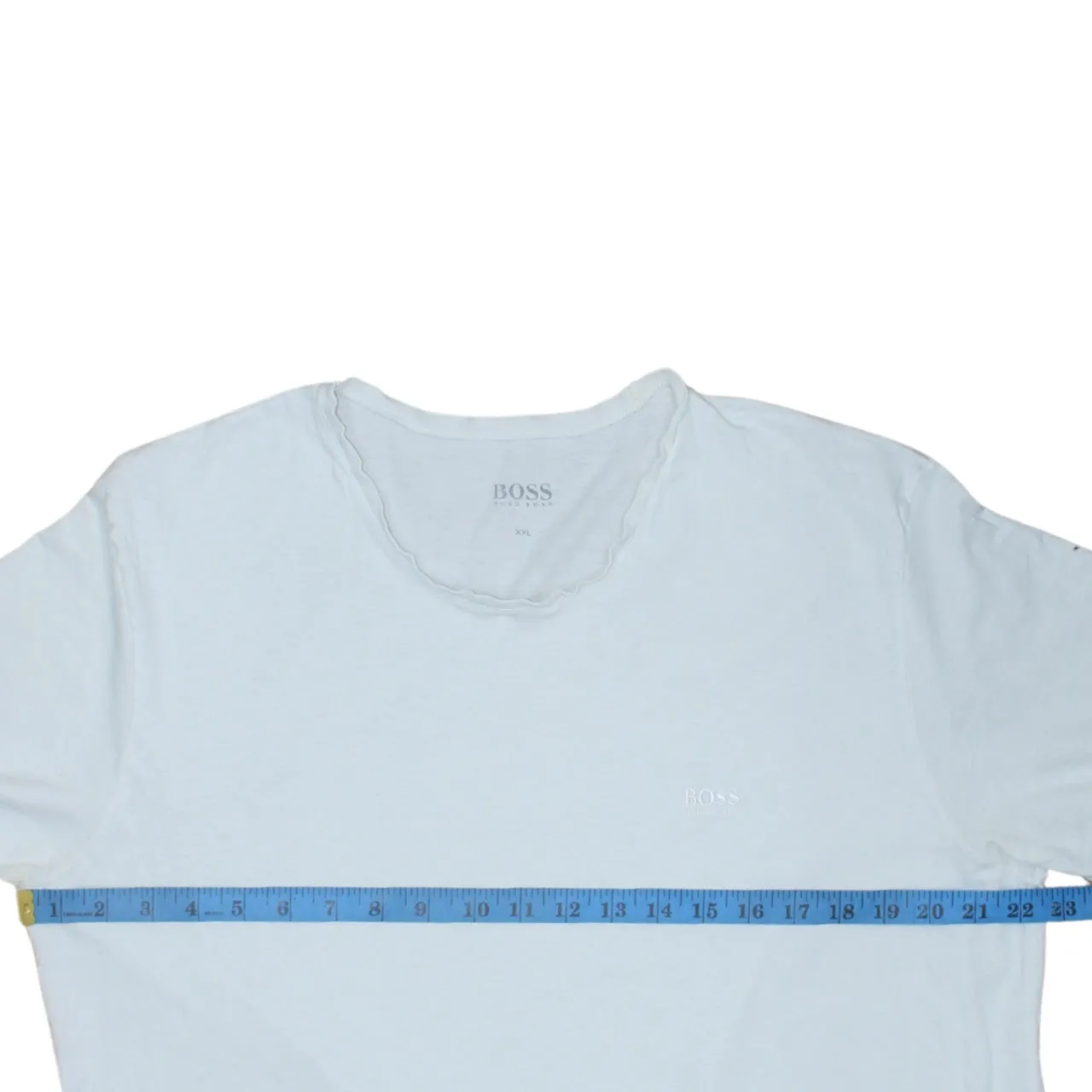 HUGO BOSS 90's Short Sleeves Crew Neck T Shirt XXLarge (2XL) White sold by Vintage Club product image thumbnail 5
