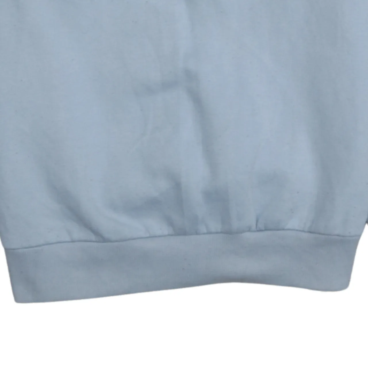 Fila Light Blue Sweatshirt Men's Small Embroidered Chest Logo Crewneck Pullover Fleece Top sold by Vintage Club product image thumbnail 4