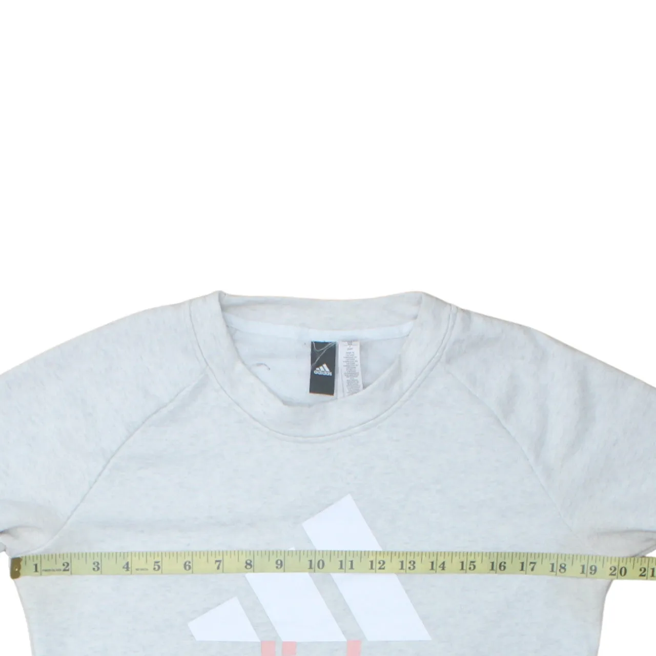 Adidas 90's Spellout Crew Neck Sweatshirt Medium Beige Cream sold by Vintage Club product image thumbnail 5