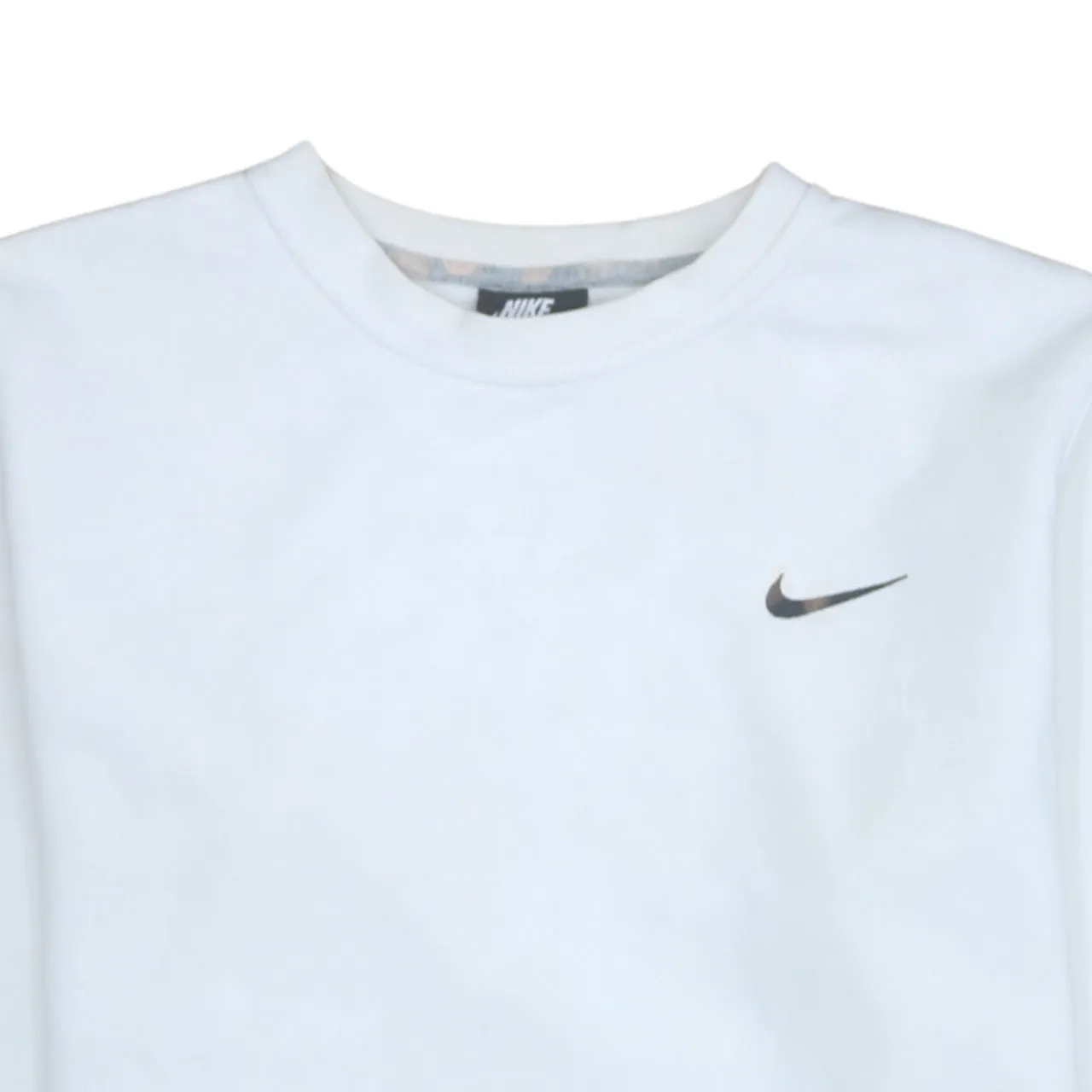 Nike 90's Swoosh Crew Neck Sweatshirt Large White sold by Vintage Club product image thumbnail 3