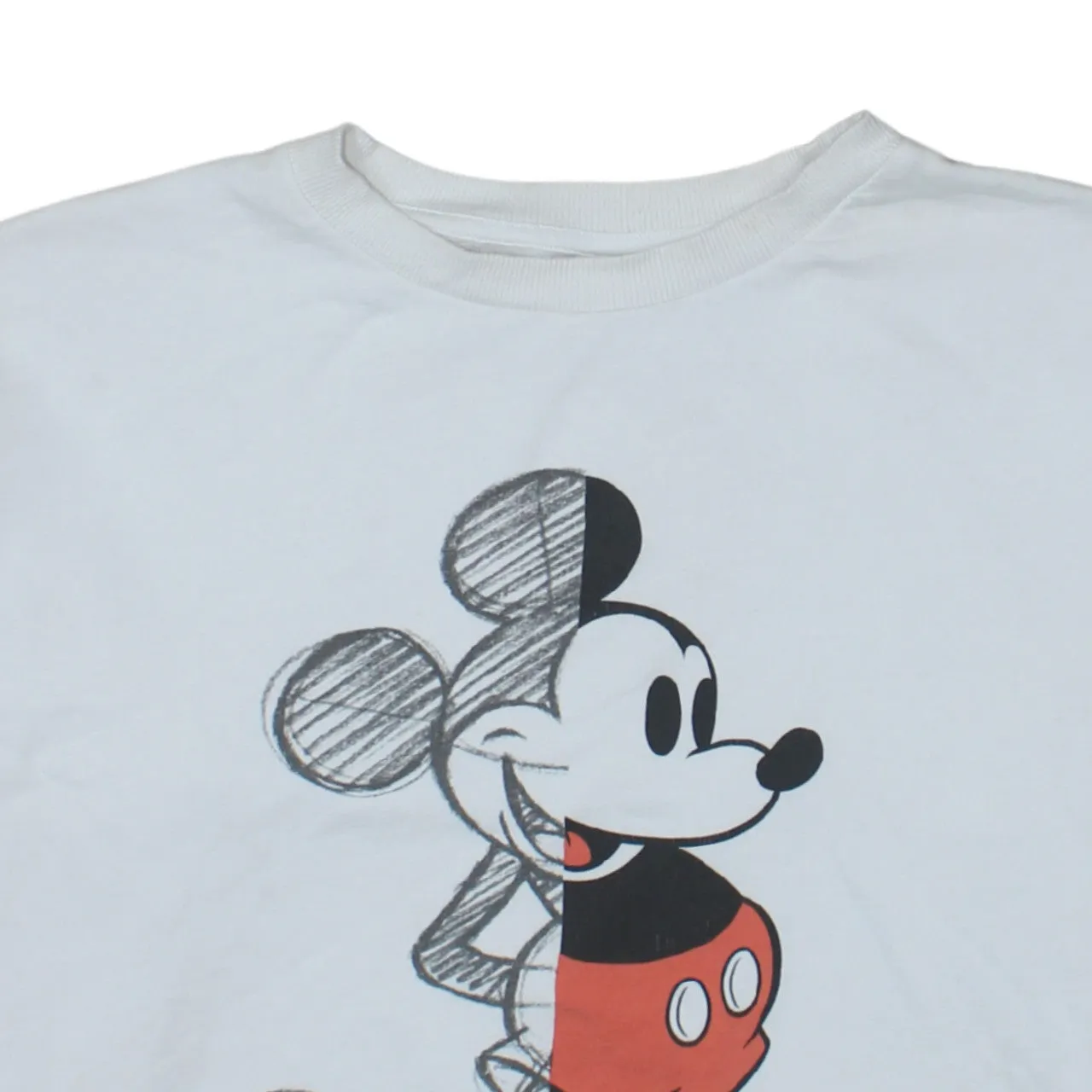 Disney 90's Mickey Mouse Crew Neck Sweatshirt Large White sold by Vintage Club product image thumbnail 3
