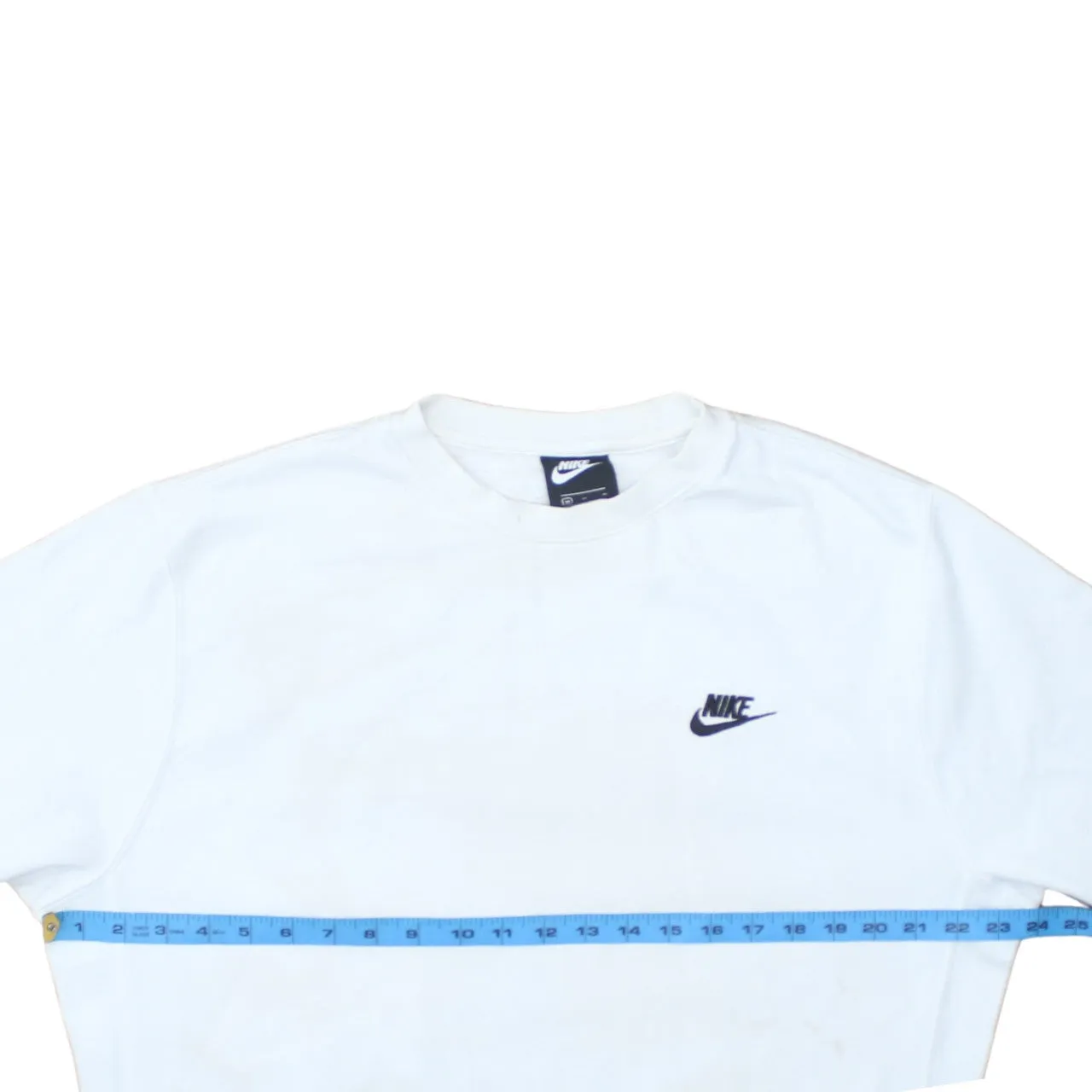 Nike 90's Swoosh Crew Neck Sweatshirt Medium White sold by Vintage Club product image thumbnail 5