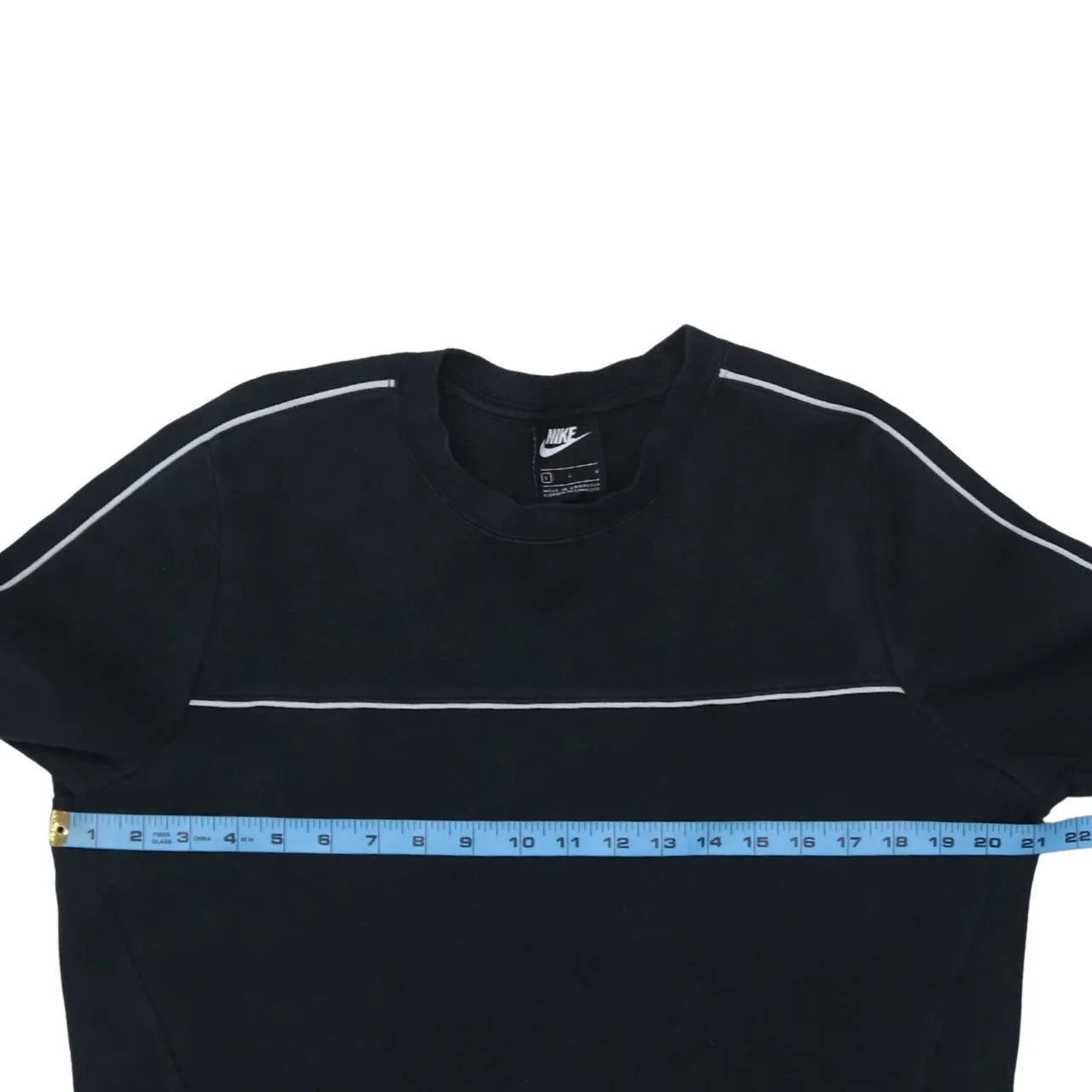 Nike 90's Plain Crew Neck Sweatshirt Large Black sold by Vintage Club product image thumbnail 5