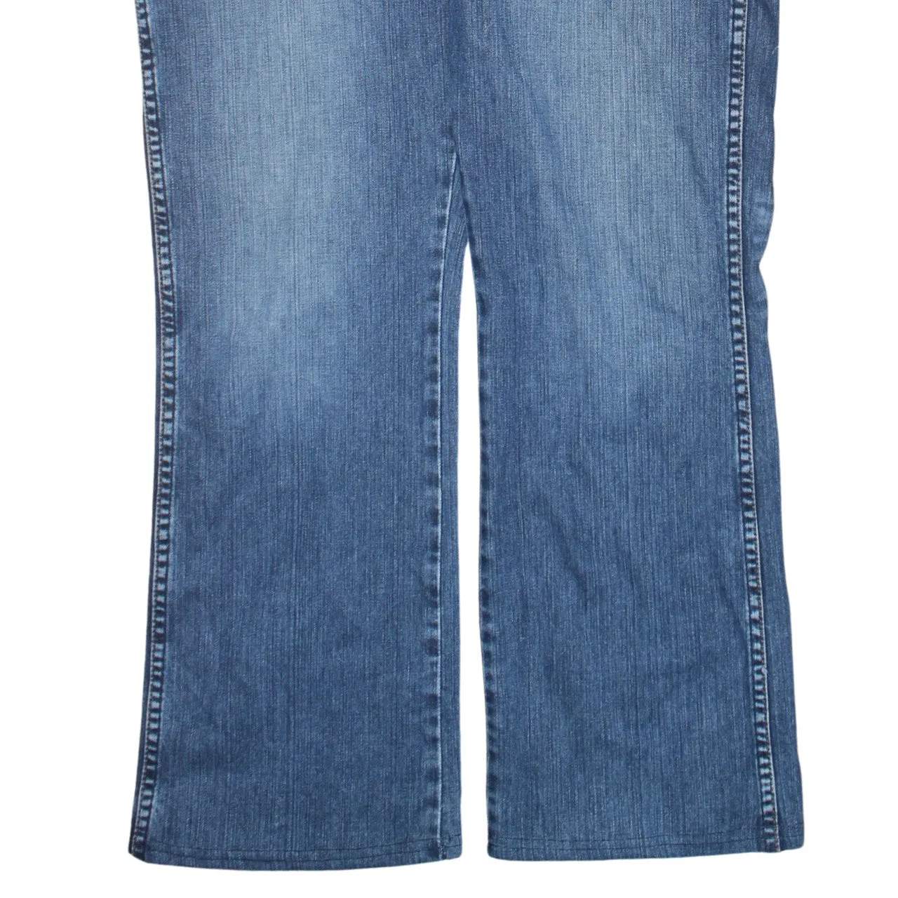 Wrangler 90's Lightwash Straight Leg Baggy Jeans / Pants 36 Blue sold by Vintage Club product image thumbnail 4