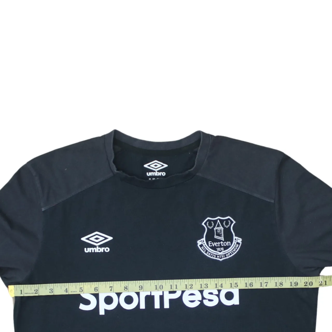 Umbro 90's Short Sleeves Crew Neck T Shirt Large Black sold by Vintage Club product image thumbnail 5