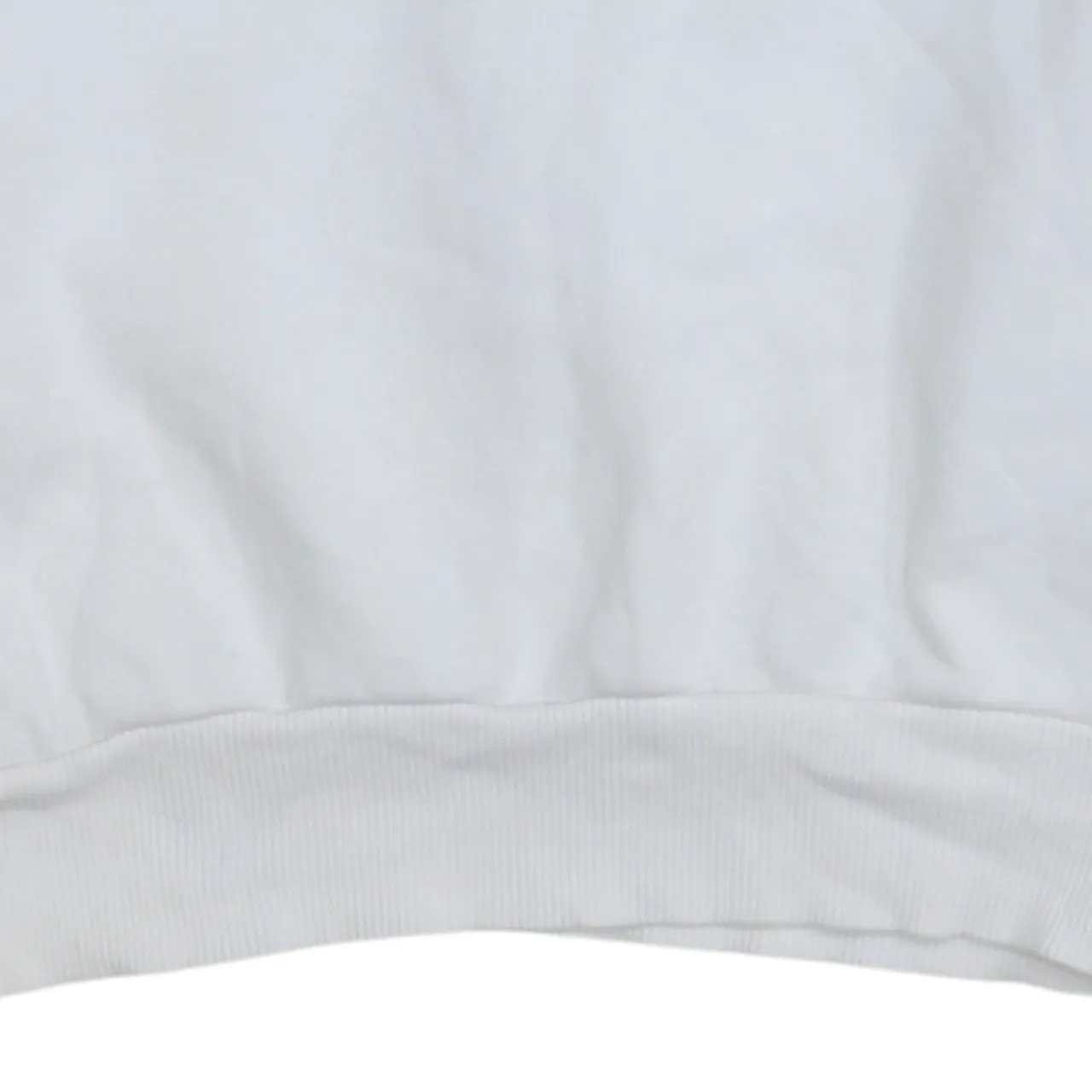 Reebok White Sweatshirt Men's XSmall Printed Classic Multilanguage Logo Crewneck Pullover Top sold by Vintage Club product image thumbnail 4