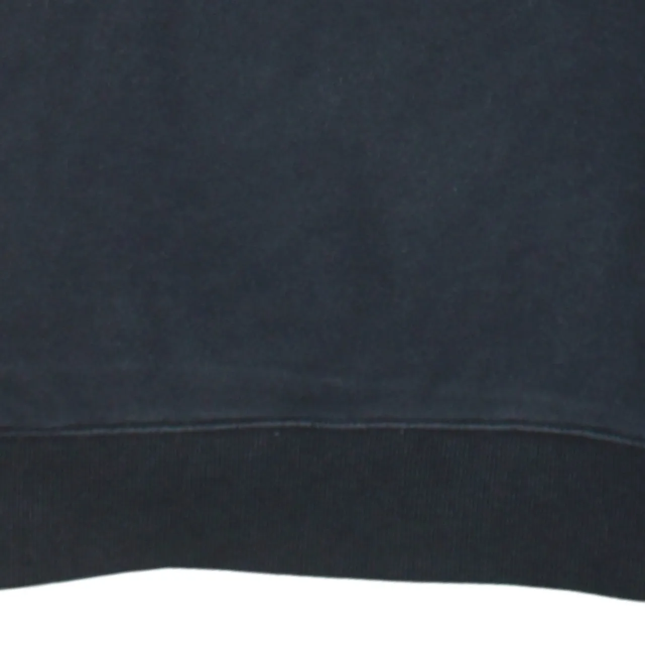 Fila Black Sweatshirt Women's Medium Printed Big Logo Crewneck Pullover Fleece Top sold by Vintage Club product image thumbnail 4