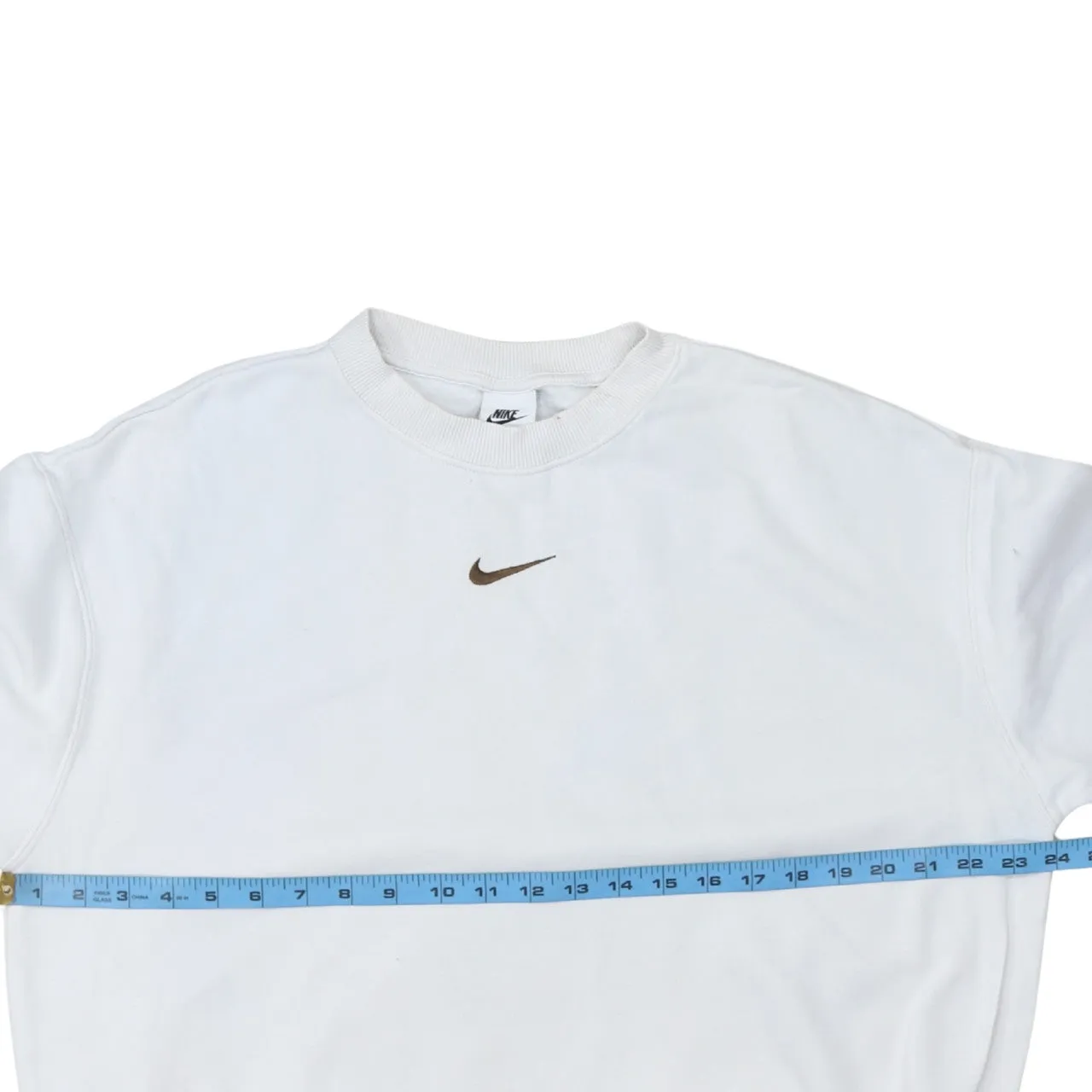 Nike 90's Center Middle Swoosh Crew Neck Sweatshirt Small White sold by Vintage Club product image thumbnail 5