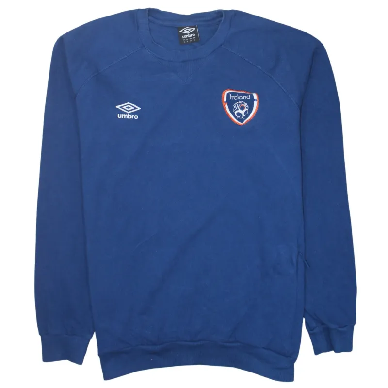Umbro Navy Blue Sweatshirt Women’s XLarge Ireland Crest Embroidered Logos Pullover Top made by Umbro