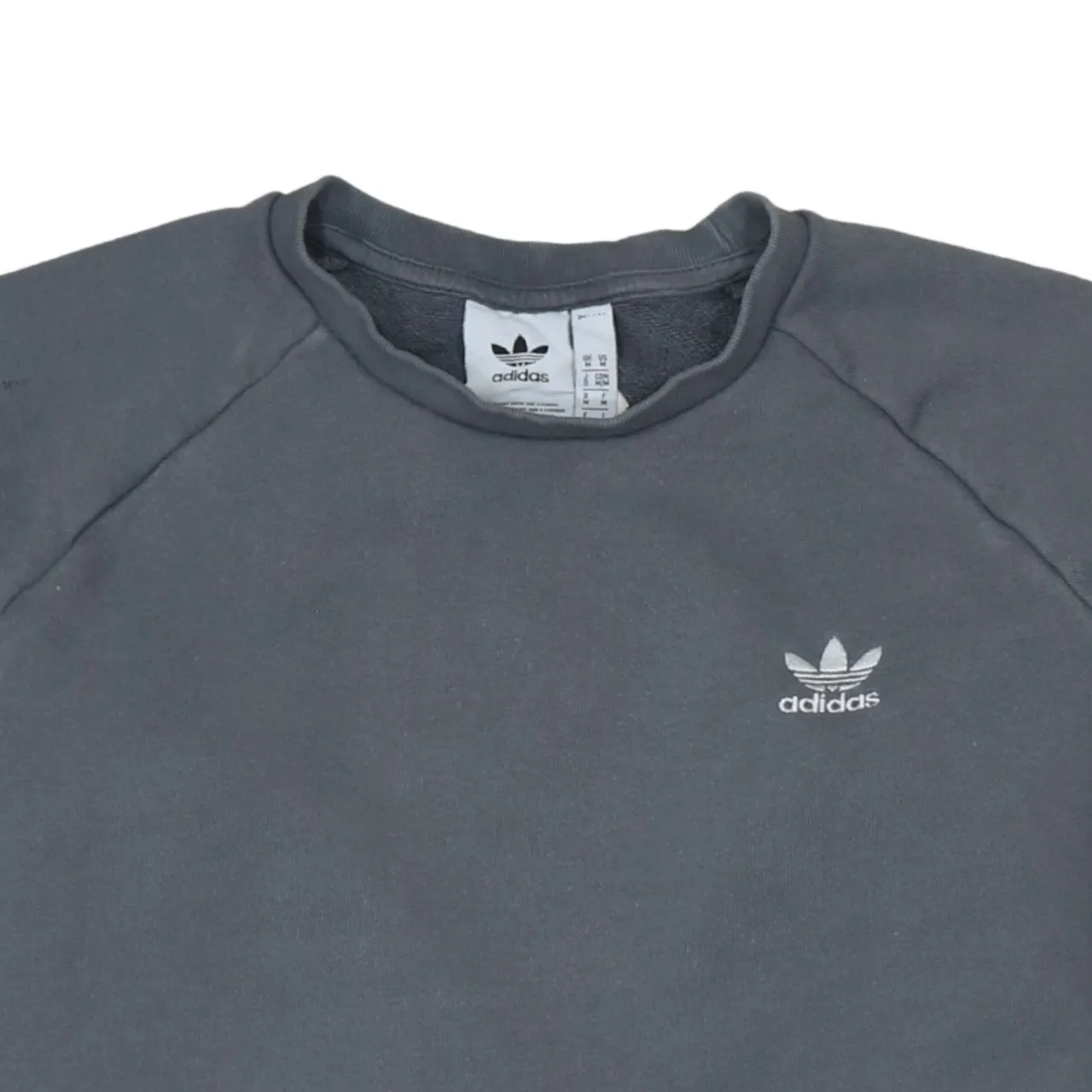 Adidas Charcoal Grey Sweatshirt Men's Medium Trefoil Embroidered Logo Crewneck Pullover Fleece Top sold by Vintage Club product image thumbnail 3