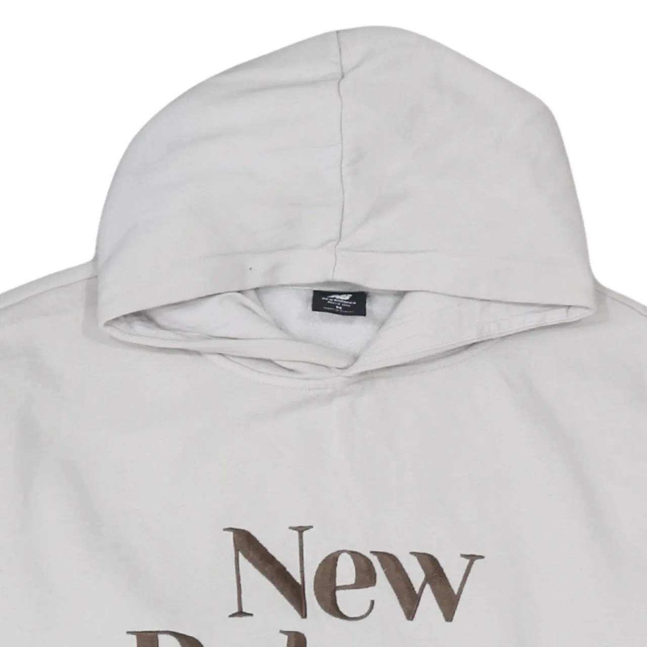 New Balance Cream Hoodie Men's Medium Printed Logo Front Pocket Pullover Sweatshirt sold by Vintage Club product image thumbnail 3